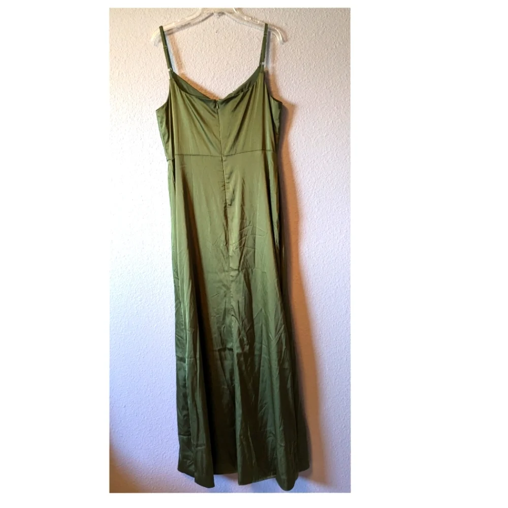 NEW  Somifa Olive Green Satin Maxi Dress Cowl Neck Spaghetti Straps Prom Sz. 14 - Picture 7 of 9